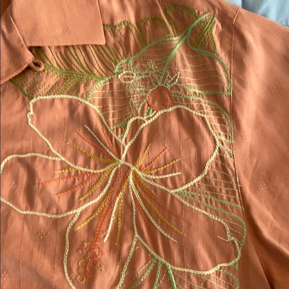 Tommy Bahama original - Picture 4 of 5